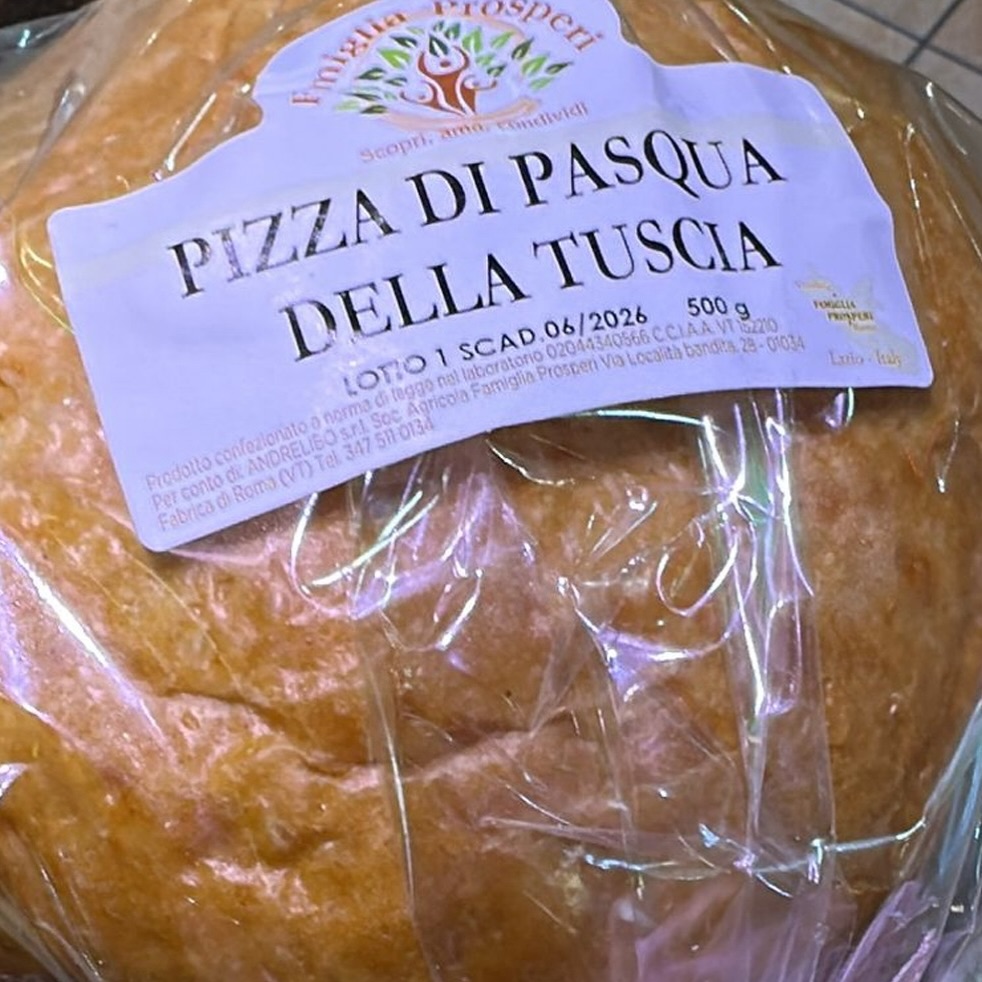 Rendi la tua Pasqua ancora più dolce con la Pizza Dolce Artigianale di Pasqua 500 gr – Famiglia Prosperi ✨
Un dolce soffice, profumato e genuino, preparato secondo la tradizione per portare in tavola tutto il sapore delle feste.
Ordinala su gustoetradizione.shop.
Il prezzo è riferito alla confezione da 500 gr.
#pizzadipasquaalformaggio #mercatotrionfaleroma